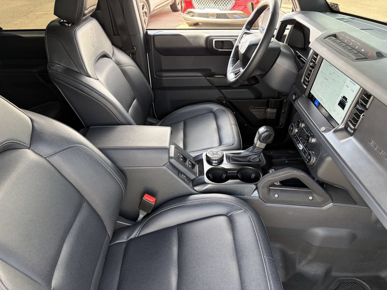 Certified 2025 Ford Bronco Badlands AWD/4WD image 10