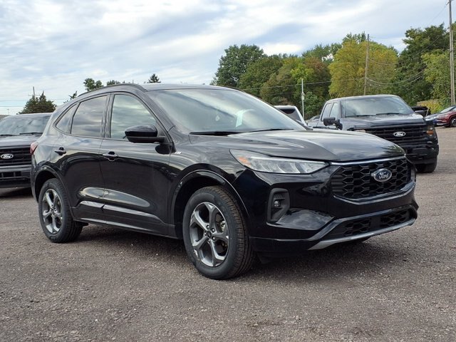 Certified 2024 Ford Escape ST-Line Select w/ Tech Pack #2 AWD/4WD image 1