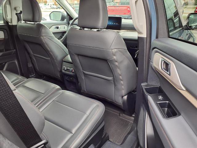 Certified 2025 Ford Explorer Active w/ Active Comfort Package image 29