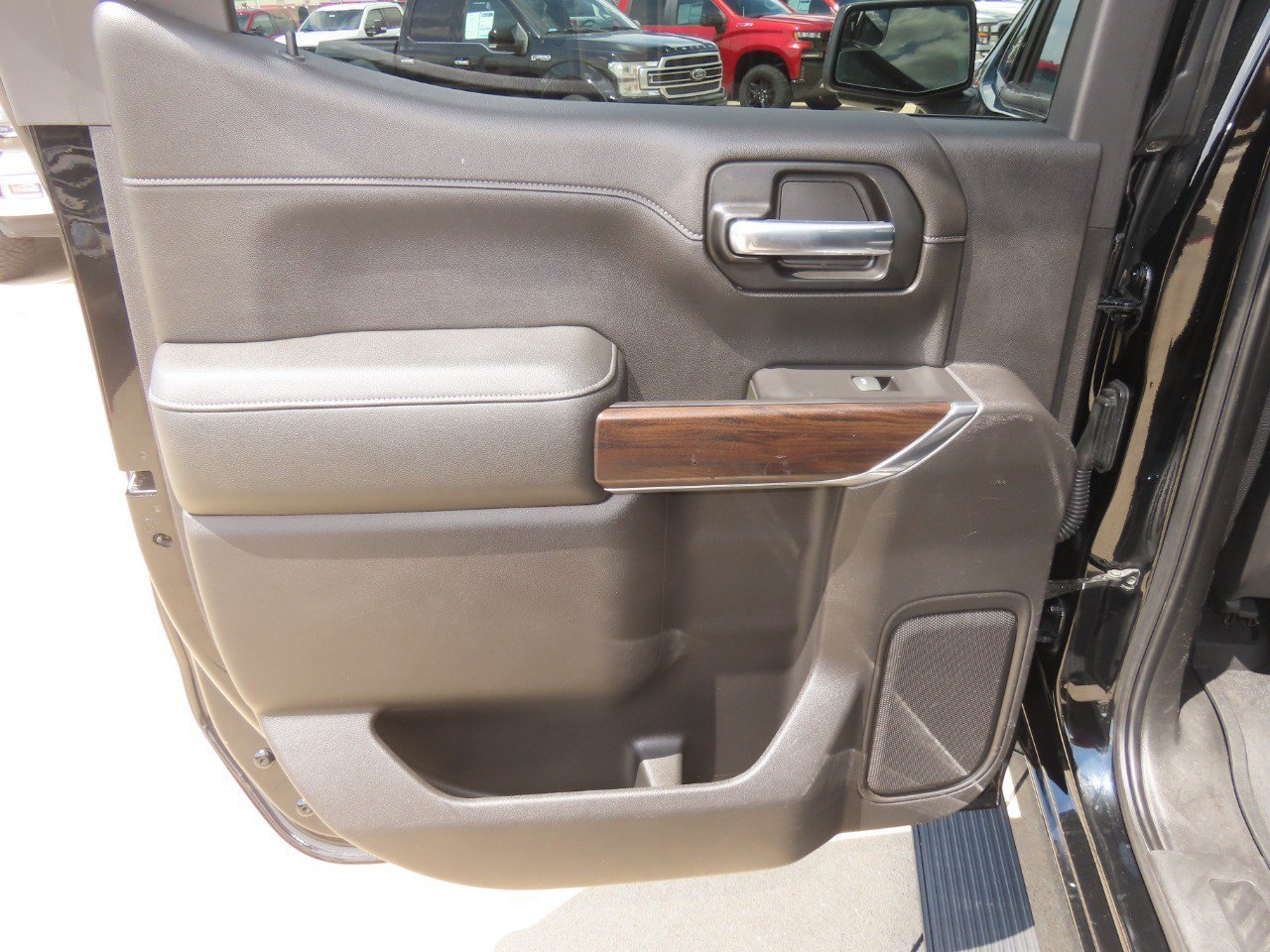 Used 2019 GMC Sierra 1500 SLT RWD image 17