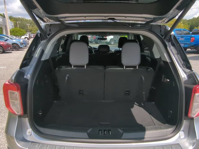 Certified 2022 Ford Explorer XLT w/ Equipment Group 202A RWD image 13