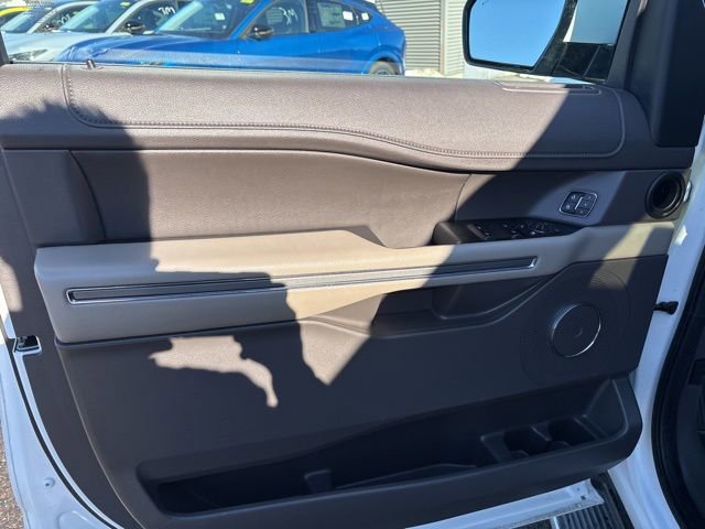 Certified 2021 Ford Expedition XLT image 13