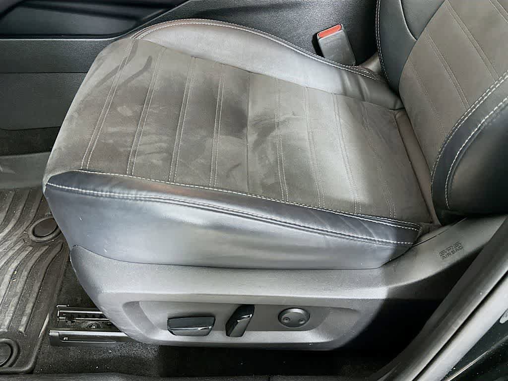 Used 2023 Mitsubishi Outlander SE FWD image 29