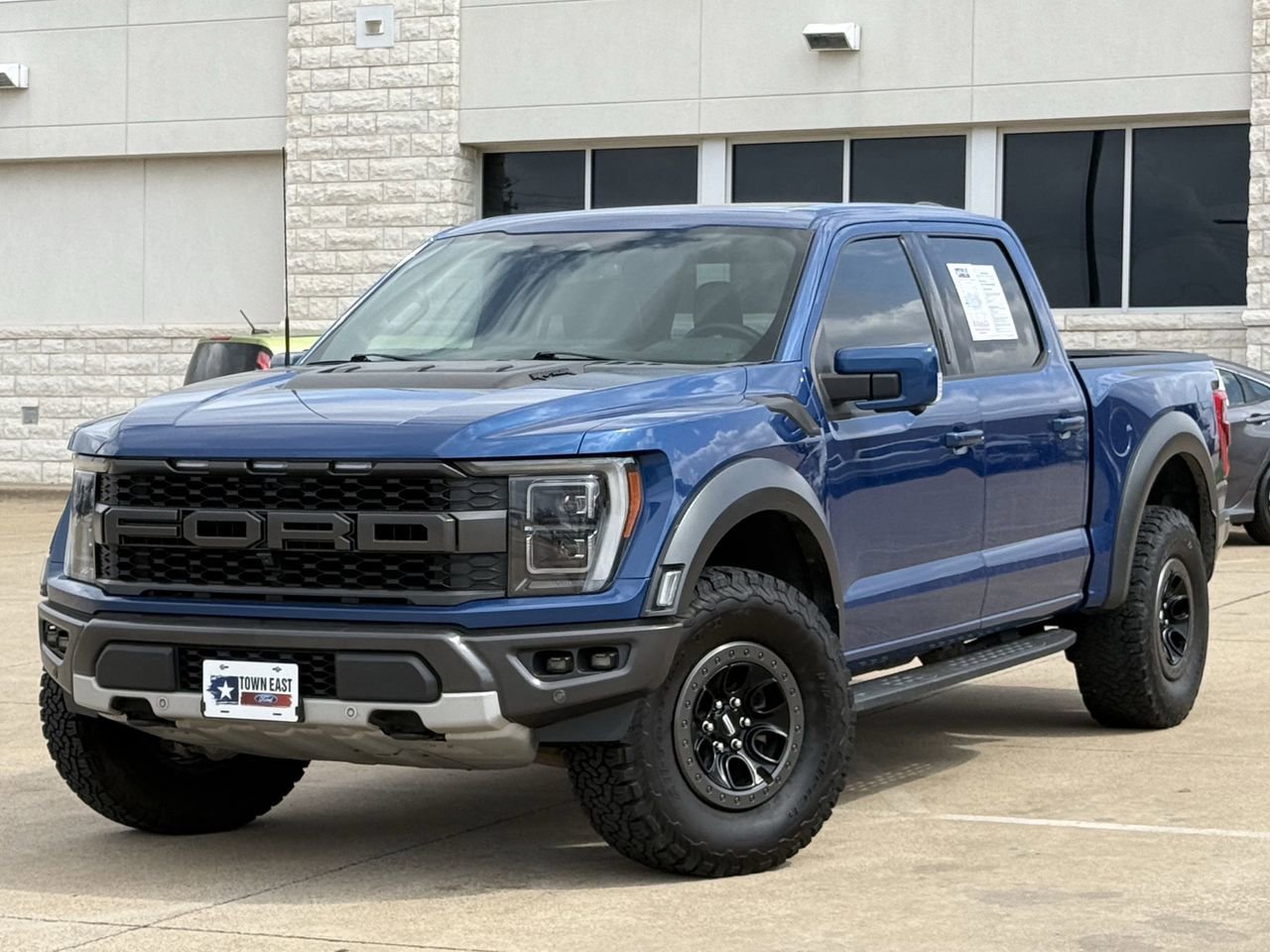 Certified 2022 Ford F150 Raptor w/ Equipment Group 801A High image 2