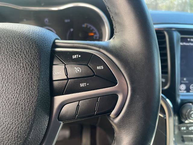 Used 2018 Jeep Grand Cherokee Limited AWD/4WD image 14