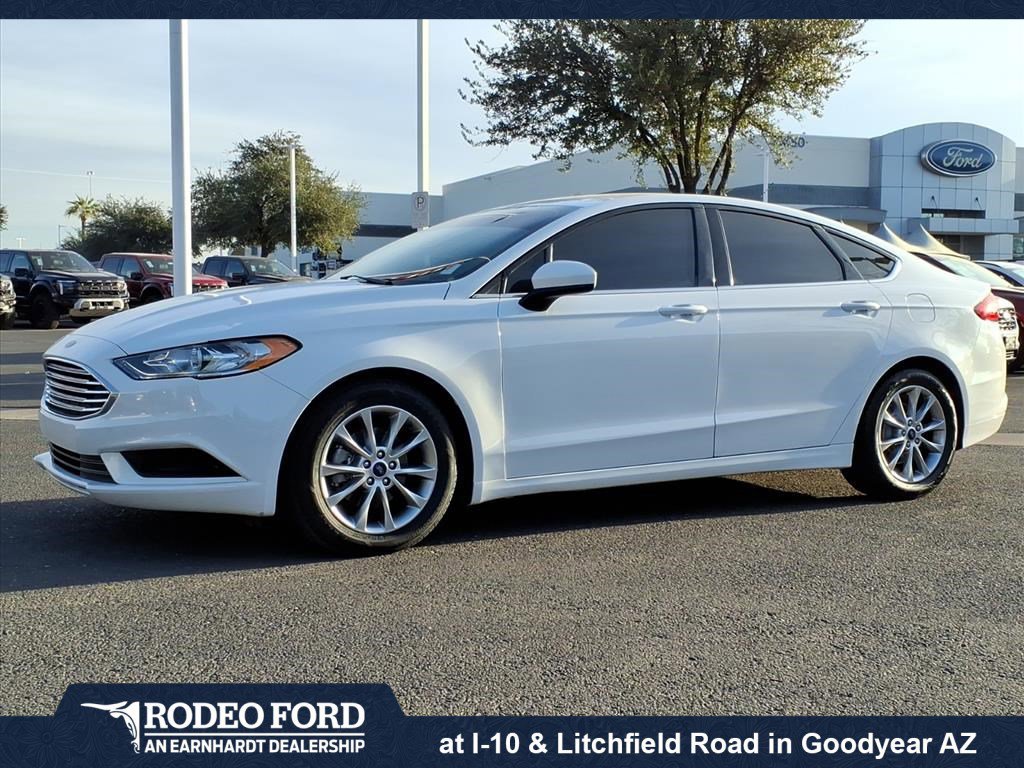 Certified 2017 Ford Fusion SE image 6