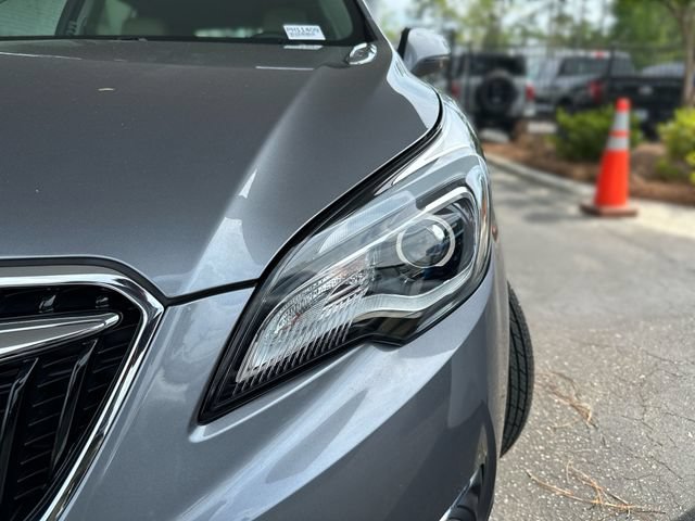Used 2020 Buick Envision Preferred w/ LPO, Roadside Safety Package FWD image 9