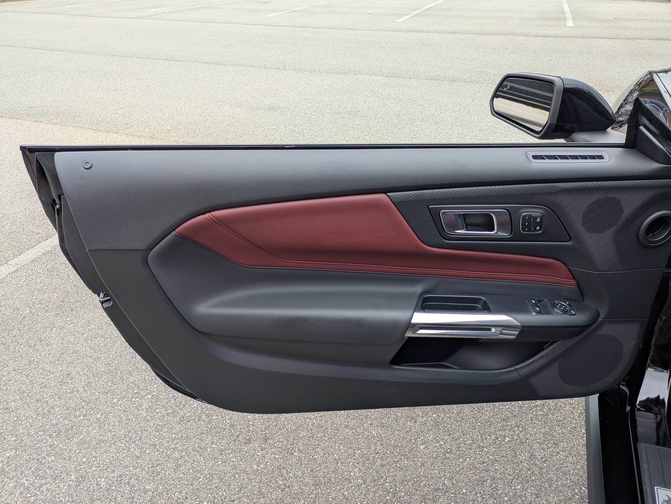 Certified 2025 Ford Mustang GT Premium RWD image 16