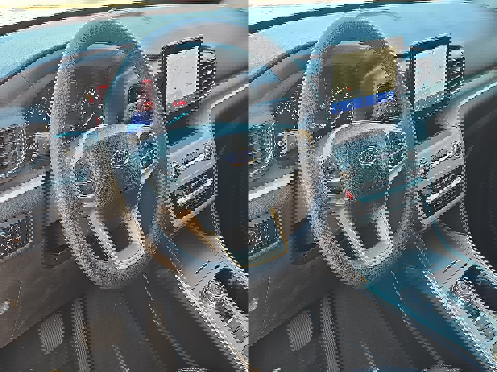 Certified 2023 Ford Explorer XLT w/ Equipment Group 202A image 14