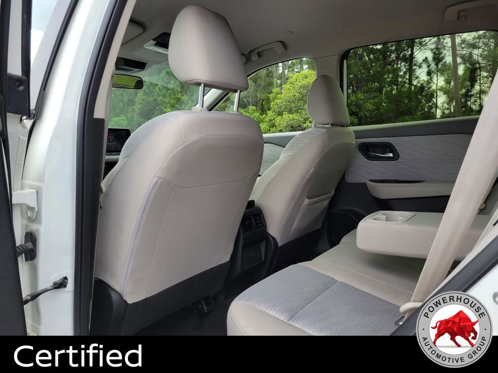 Used 2023 Nissan Rogue SV image 15