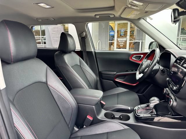 Used 2023 Kia Soul GT-Line FWD image 52