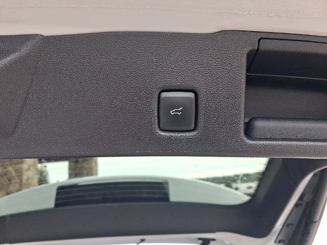 Certified 2025 Ford Escape Platinum AWD/4WD image 30