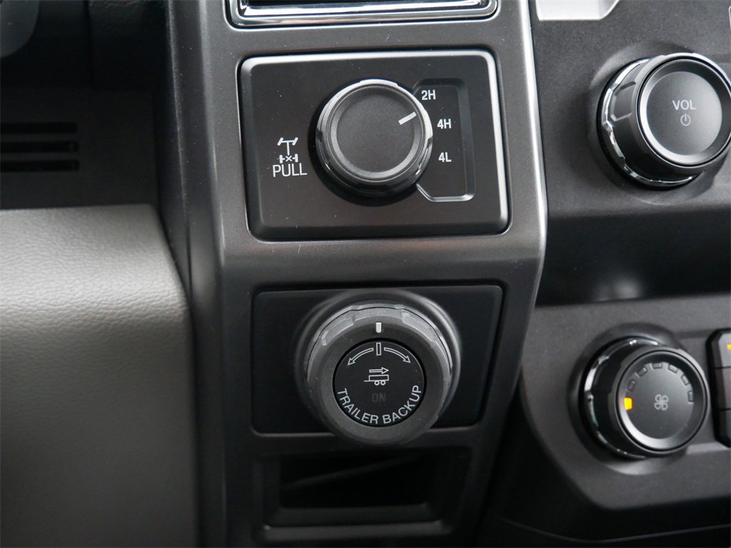 Certified 2019 Ford F150 XLT w/ Equipment Group 302A Luxury image 25