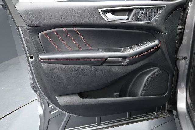 Certified 2023 Ford Edge ST-Line AWD/4WD image 14