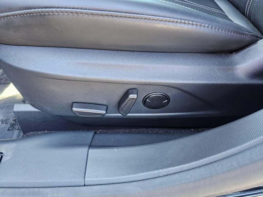 Certified 2025 Ford Mustang Mach-E Select AWD/4WD image 17