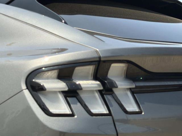 Certified 2021 Ford Mustang Mach-E Select w/ Comfort/Technology Package AWD/4WD image 8