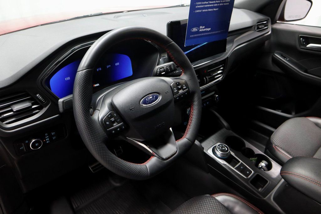 Certified 2023 Ford Escape ST-Line Select w/ Tech Pack #2 image 27