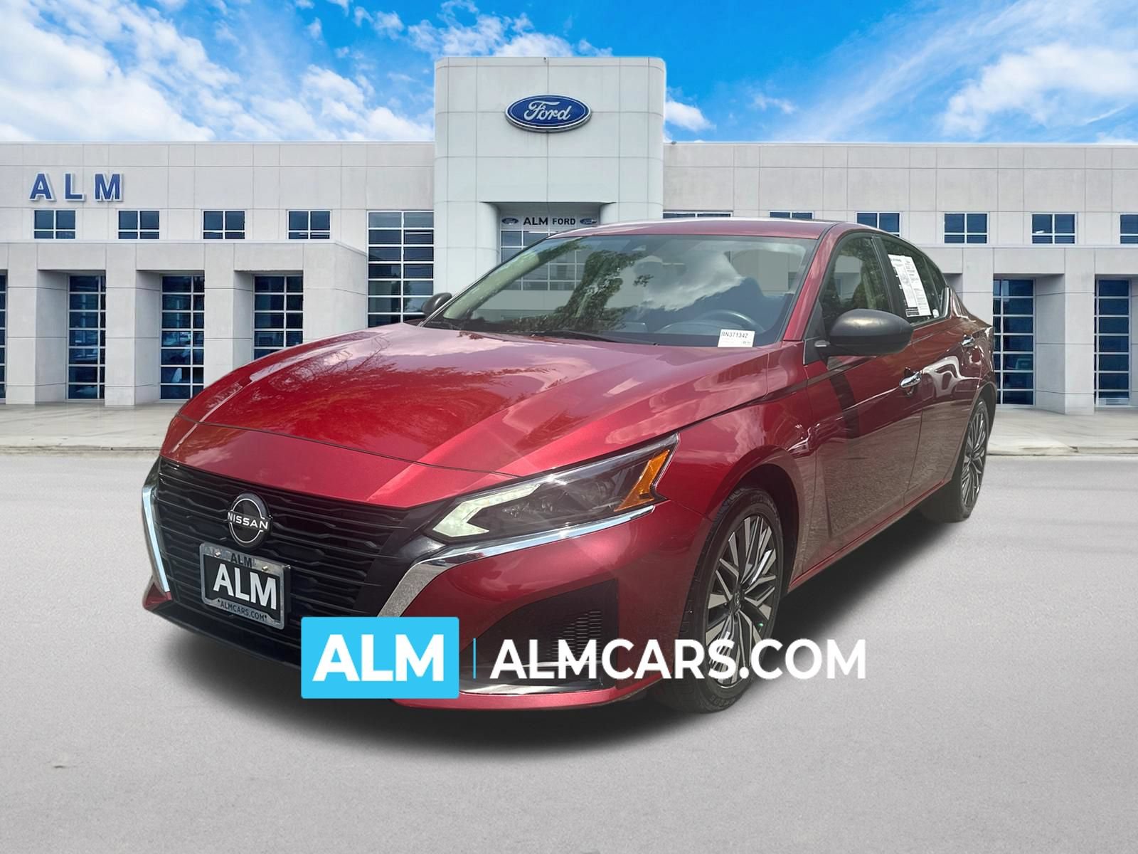 Used 2024 Nissan Altima 2.5 SV
