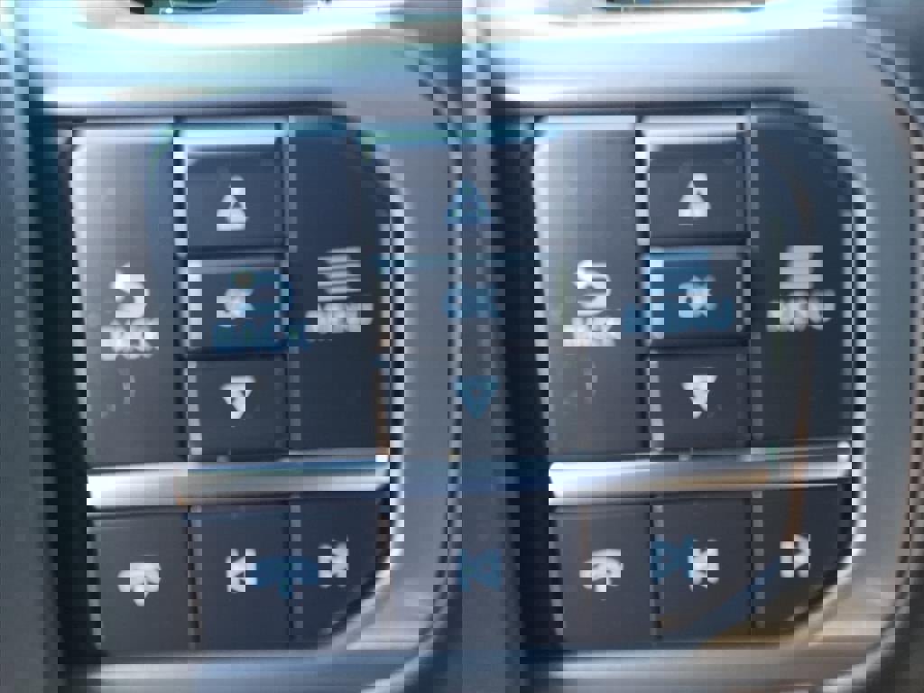 Certified 2023 Ford F150 Lariat w/ Equipment Group 502A High image 25