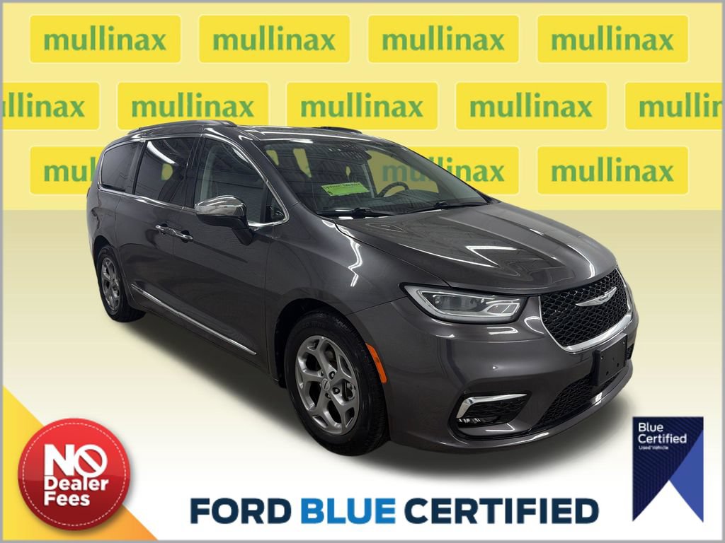 Used 2023 Chrysler Pacifica Limited