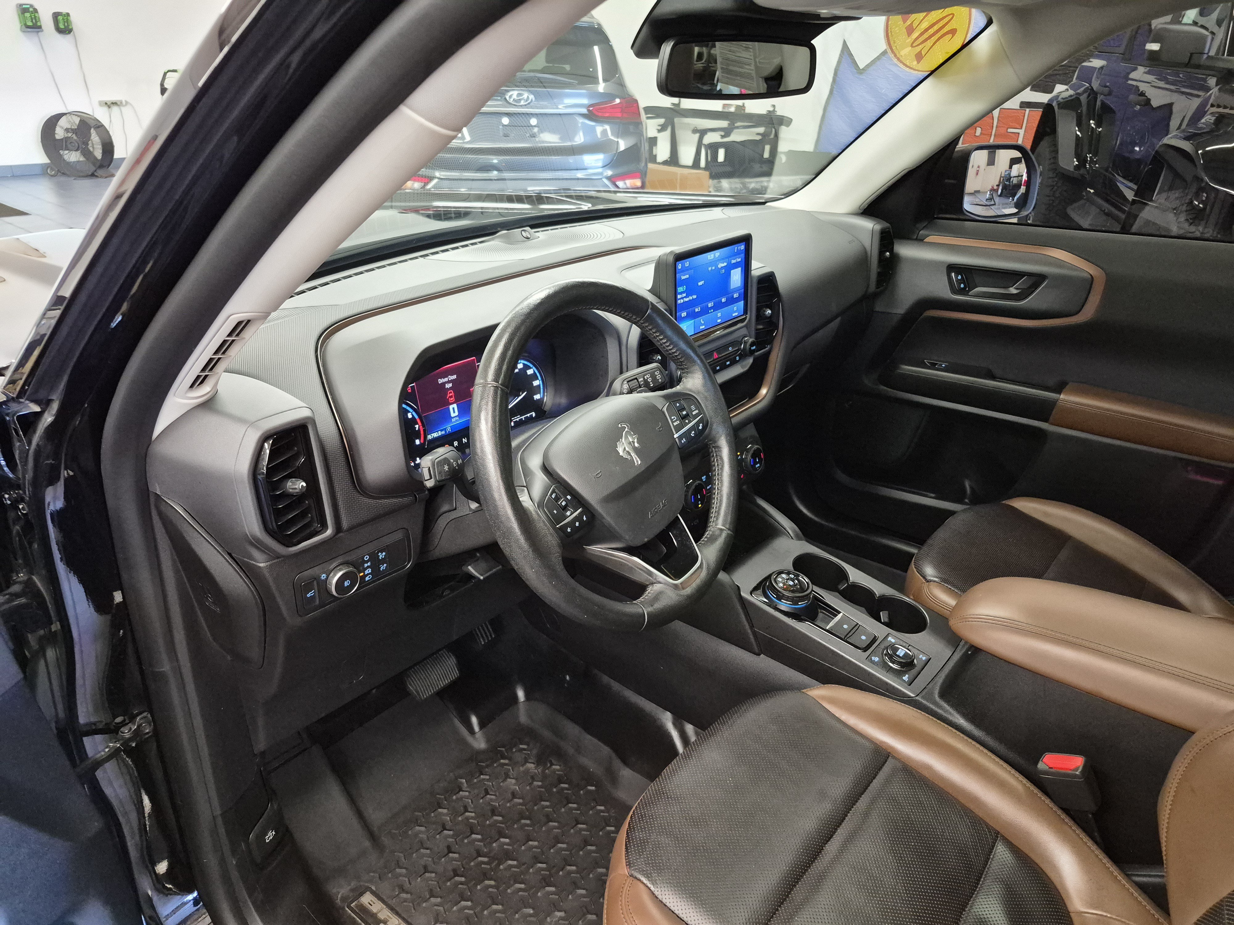 Certified 2022 Ford Bronco Sport Badlands w/ Premium Package AWD/4WD image 14