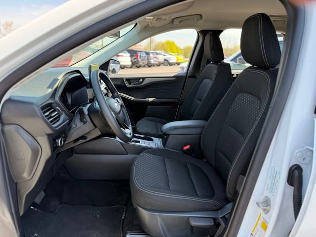 Certified 2025 Ford Escape Active w/ Cold Weather Package AWD/4WD image 22