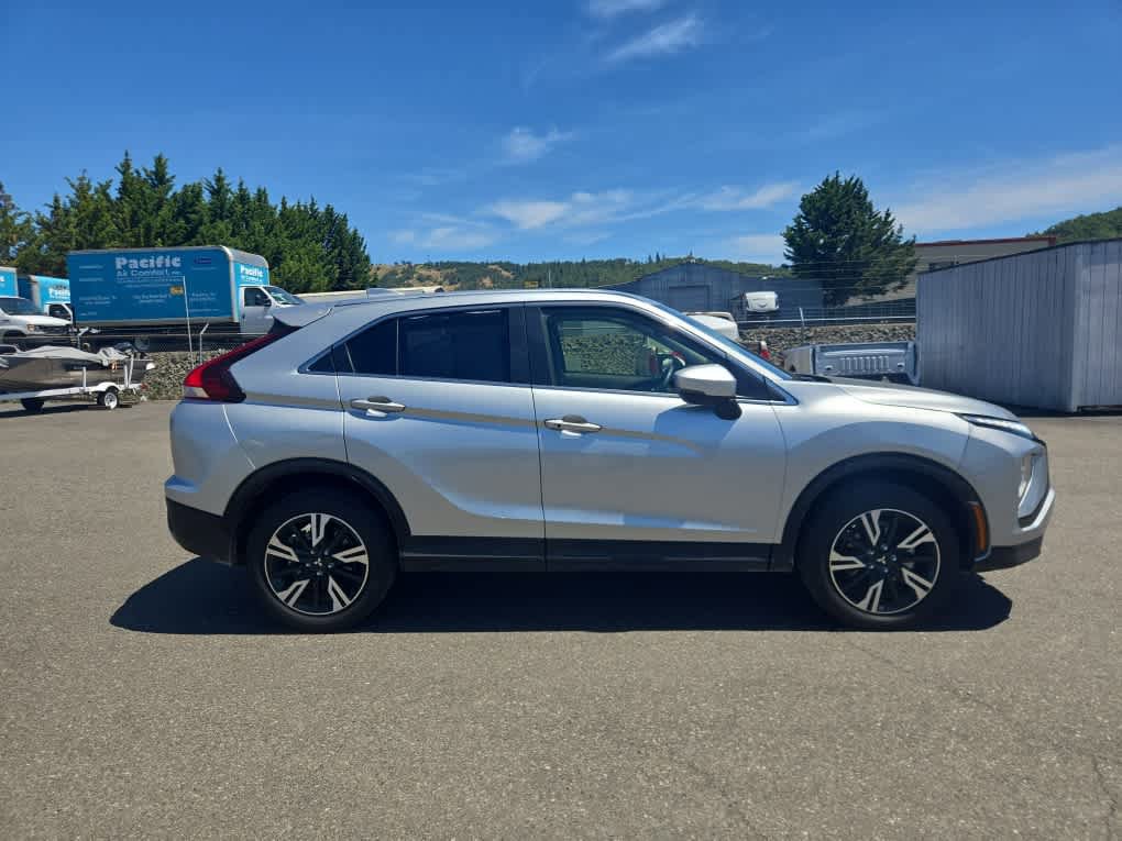 Used 2025 Mitsubishi Eclipse Cross SE AWD/4WD image 5