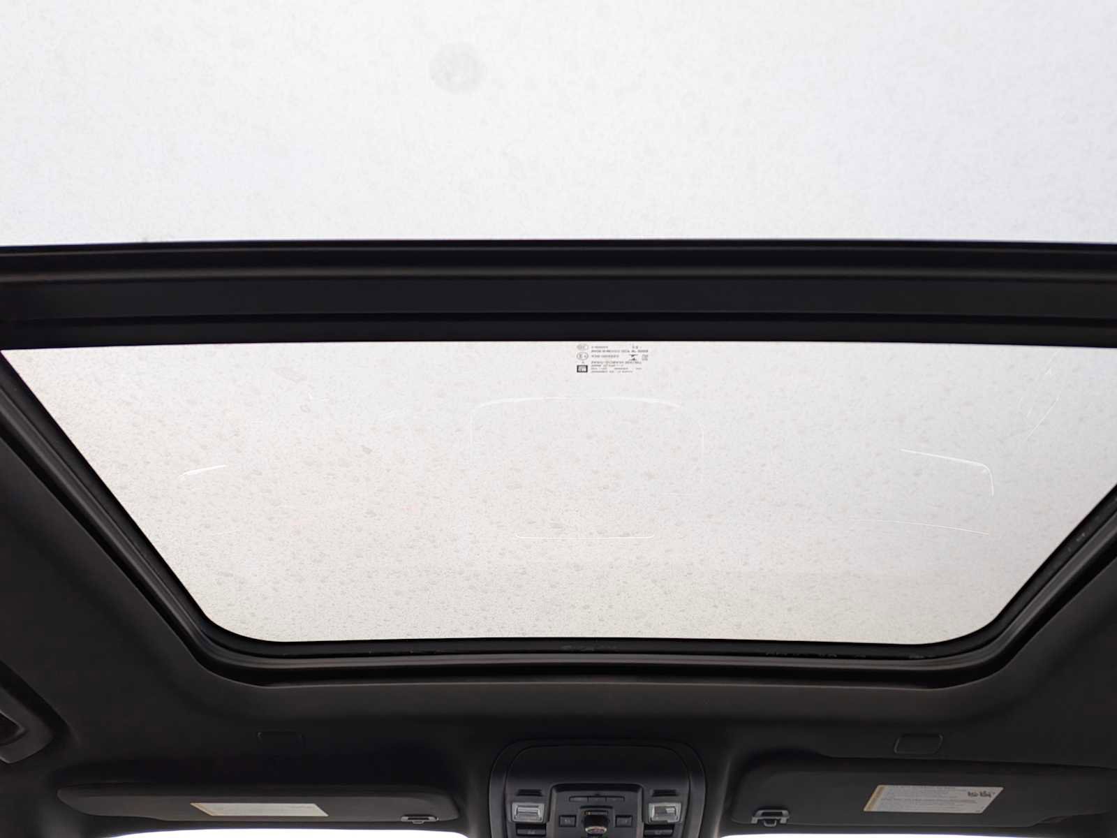 Used 2021 Chevrolet Tahoe Z71 w/ Z71 Off-Road Package image 28