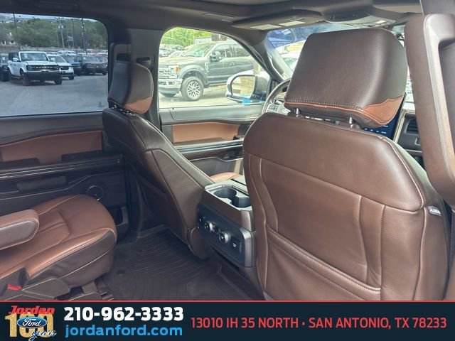 Certified 2023 Ford Expedition King Ranch image 9