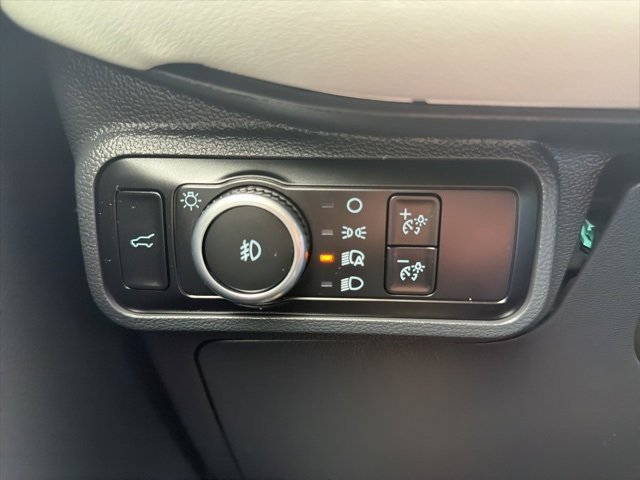 Certified 2025 Ford Explorer Platinum w/ Ultimate Package image 19