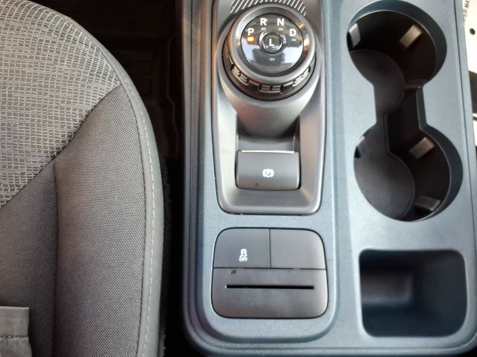 Certified 2025 Ford Maverick XL FWD image 21