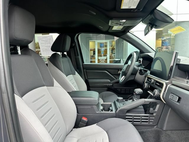 Used 2024 Toyota Tacoma TRD Sport AWD/4WD image 46