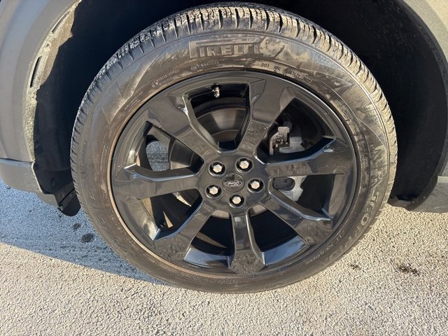 Certified 2022 Ford Explorer ST-Line w/ Class IV Trailer Tow Package image 11