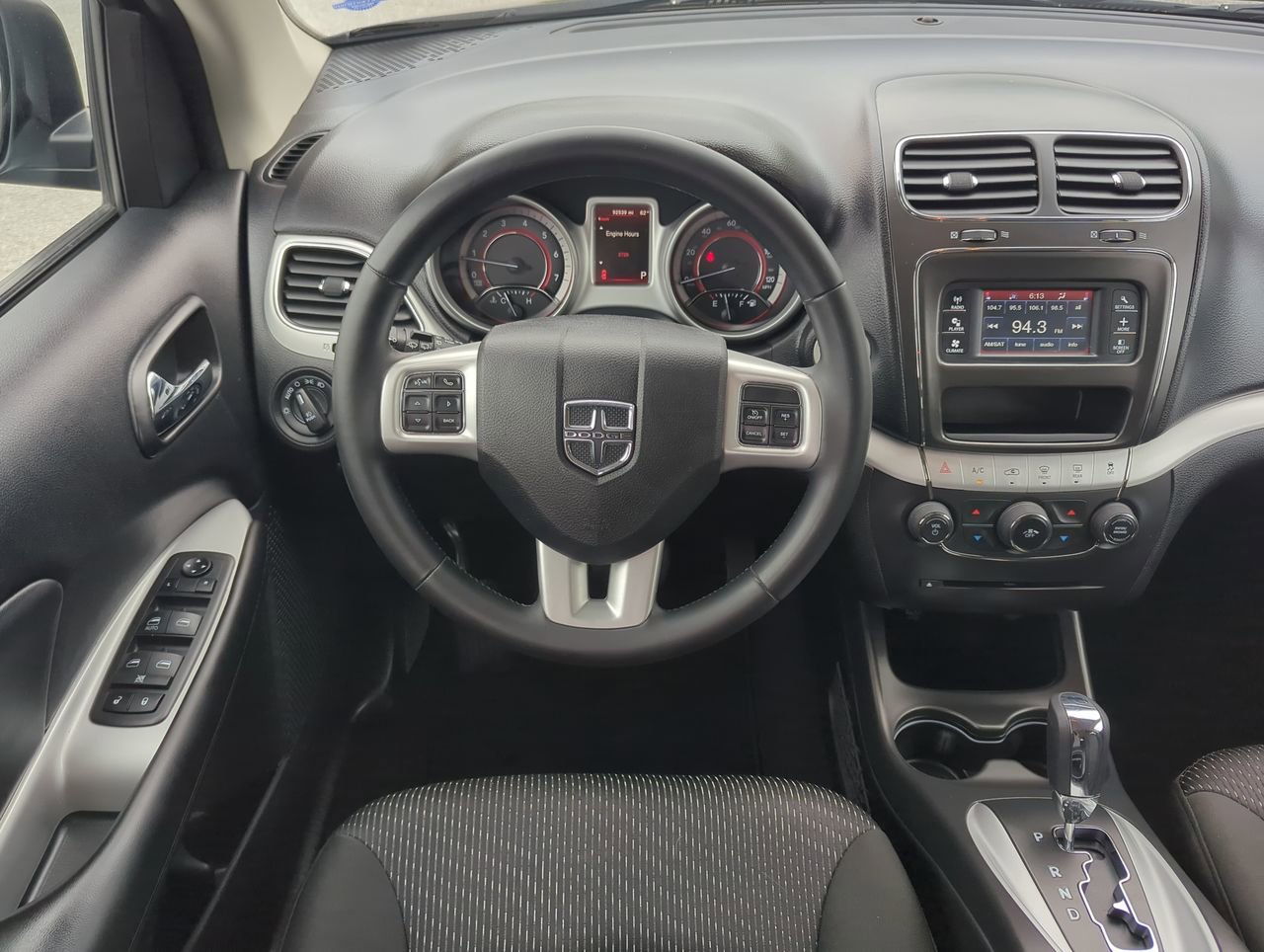Used 2019 Dodge Journey SE w/ Connectivity Group FWD image 14