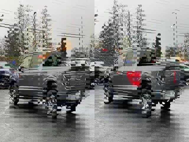 Certified 2022 Ford F150 XLT w/ Equipment Group 301A Mid image 5