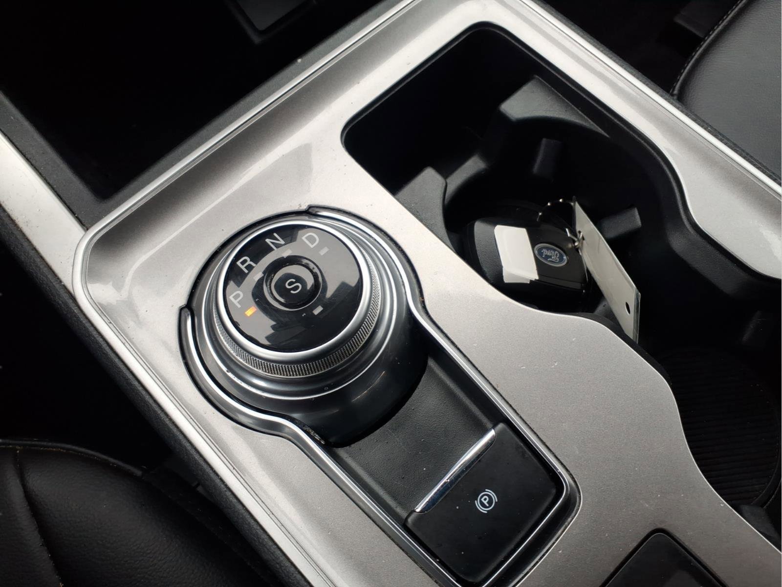 Certified 2024 Ford Edge SEL image 19