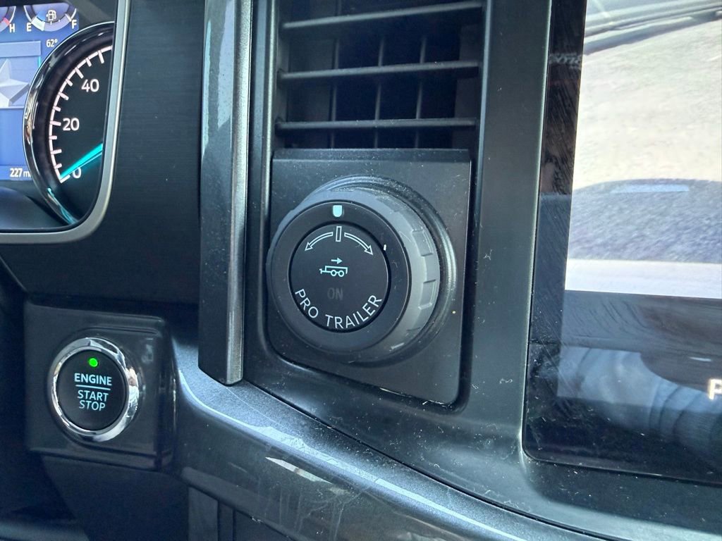 Certified 2022 Ford F150 XLT w/ Equipment Group 302A High image 24