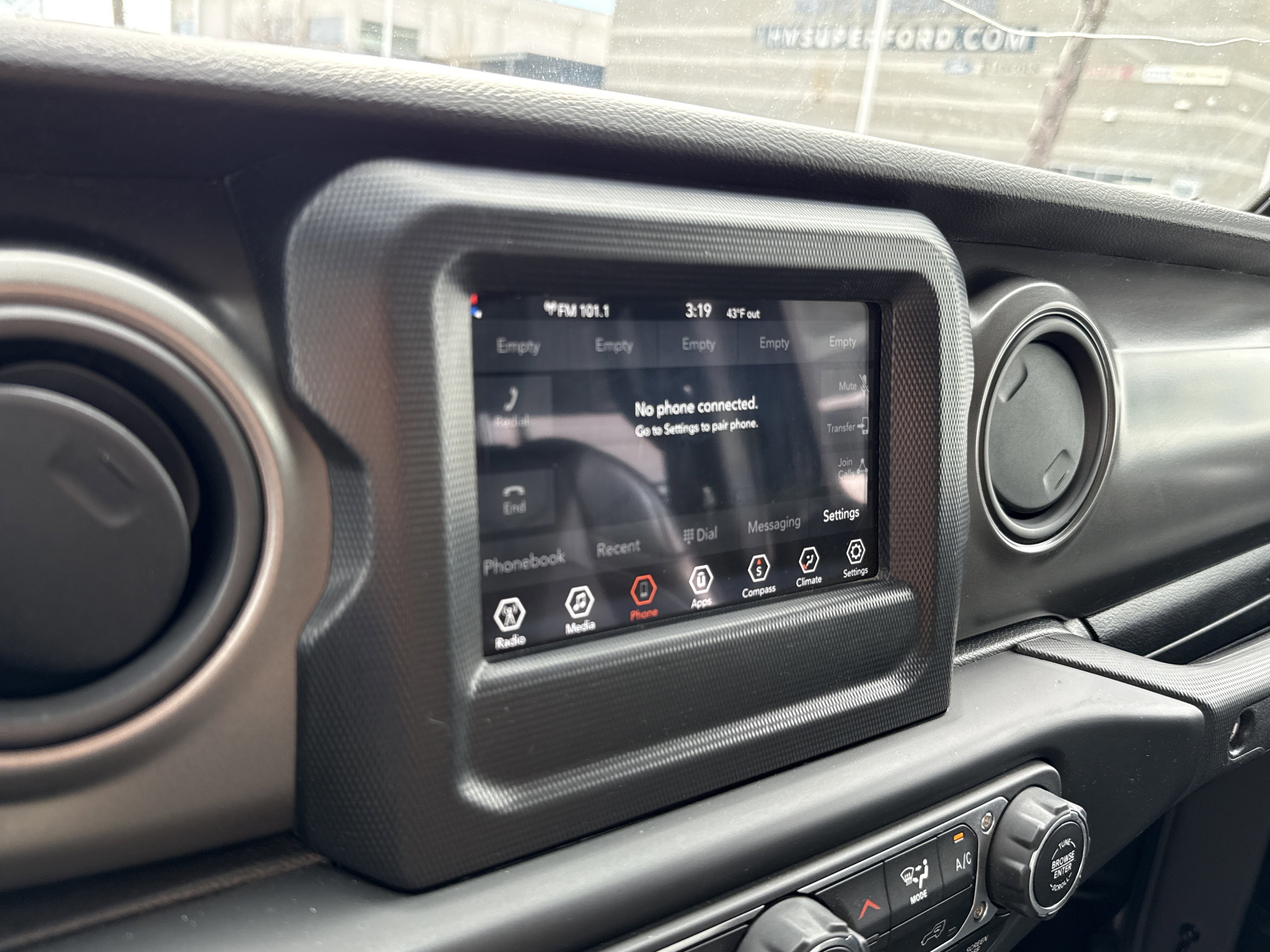 Used 2023 Jeep Gladiator Sport image 20