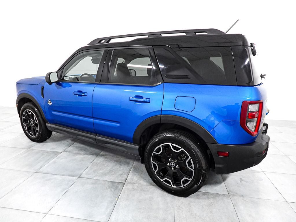 Certified 2025 Ford Bronco Sport Outer Banks w/ Outer Banks Tech Package+ AWD/4WD image 5