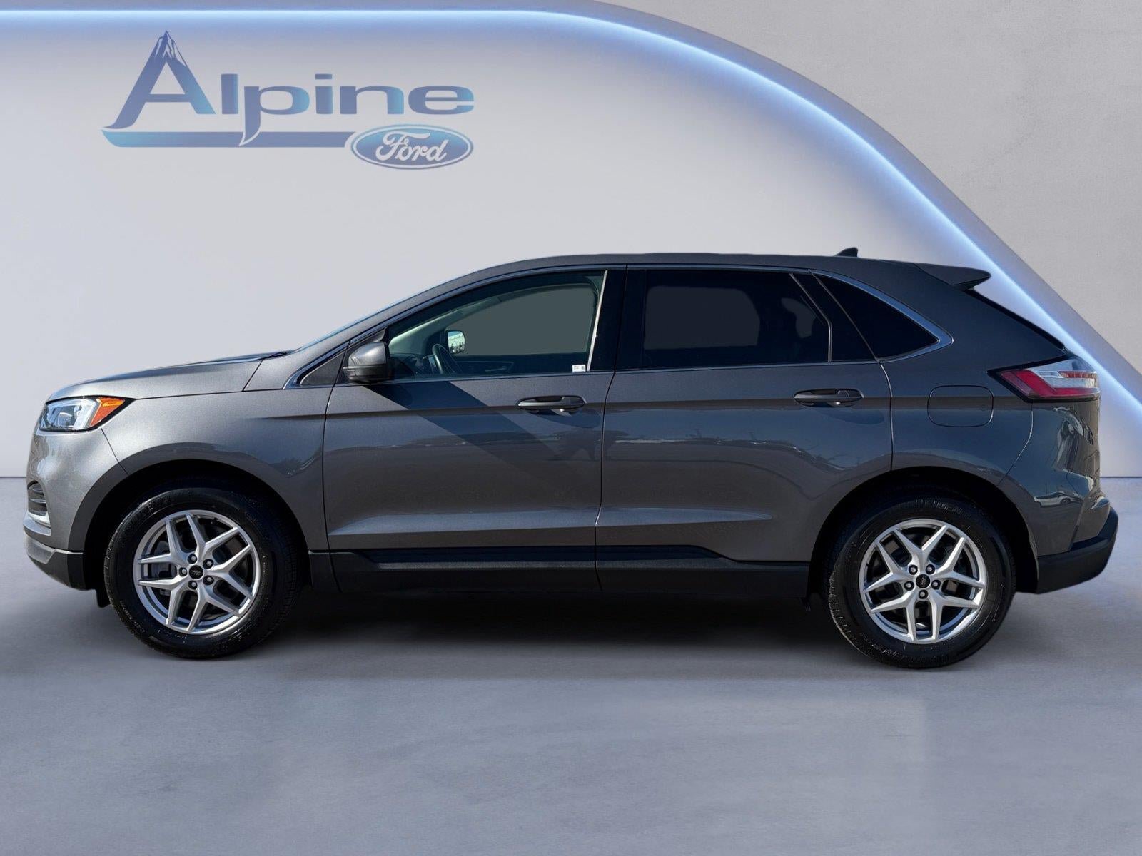 Certified 2024 Ford Edge SEL AWD/4WD image 2