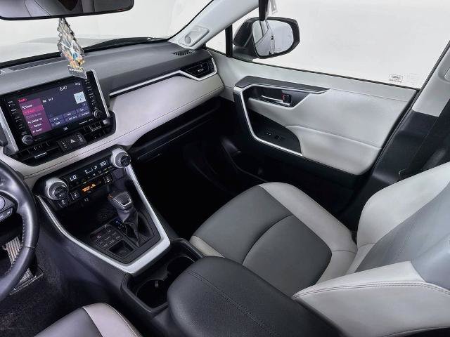 Used 2019 Toyota RAV4 XLE Premium w/ Cold Weather Package AWD/4WD image 25