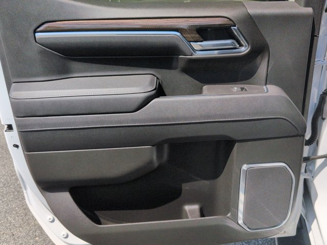Used 2025 Chevrolet Silverado 1500 LT Trail Boss w/ Convenience Package II AWD/4WD image 30