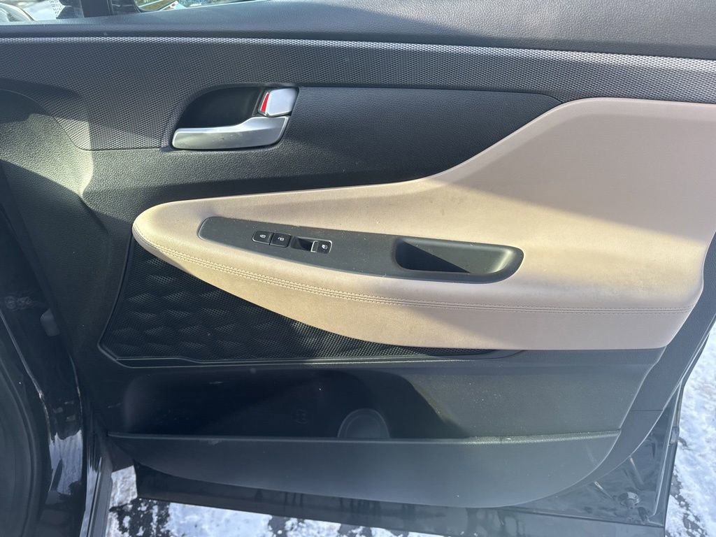 Used 2019 Hyundai Santa Fe SEL image 34