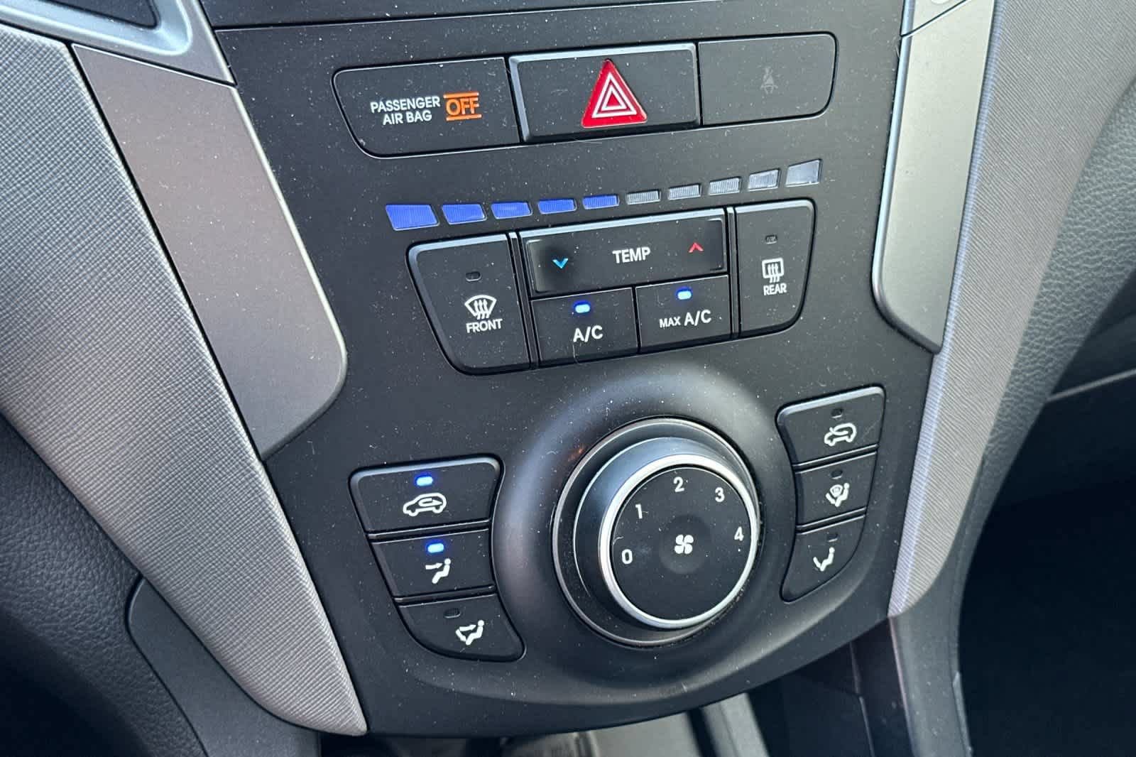 Used 2018 Hyundai Santa Fe Sport FWD image 20