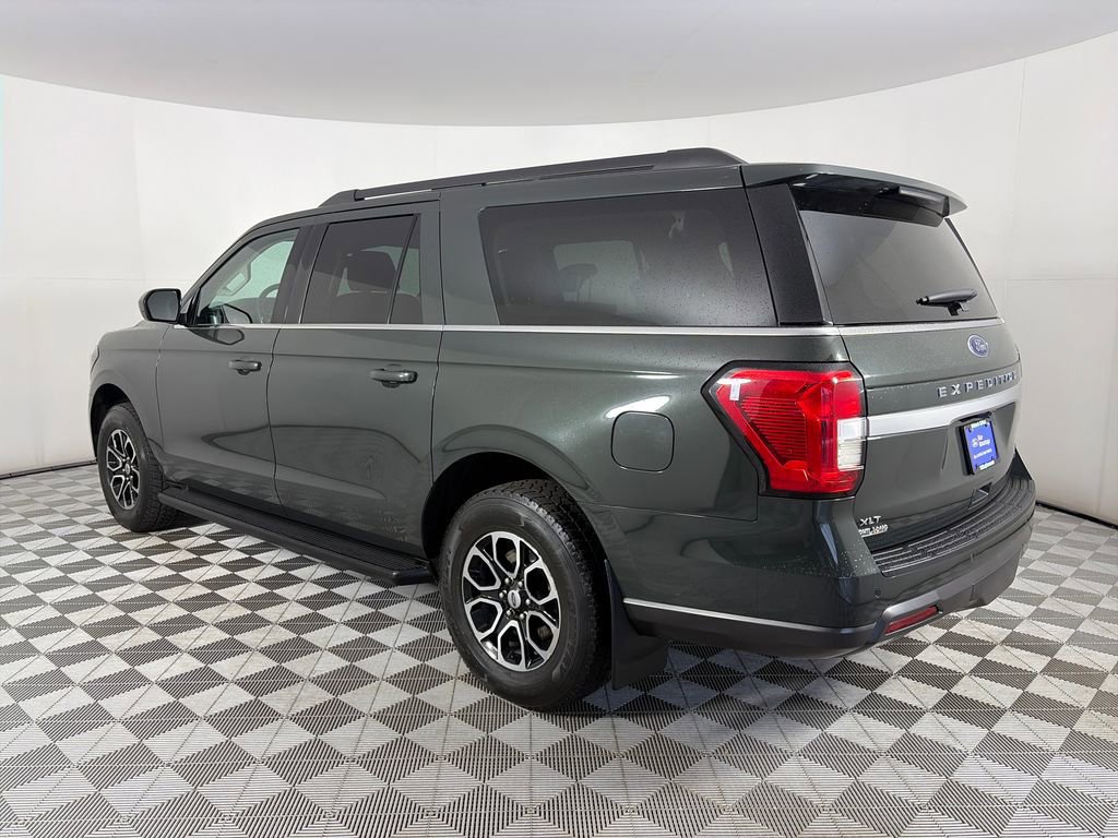 Certified 2022 Ford Expedition Max XLT image 3