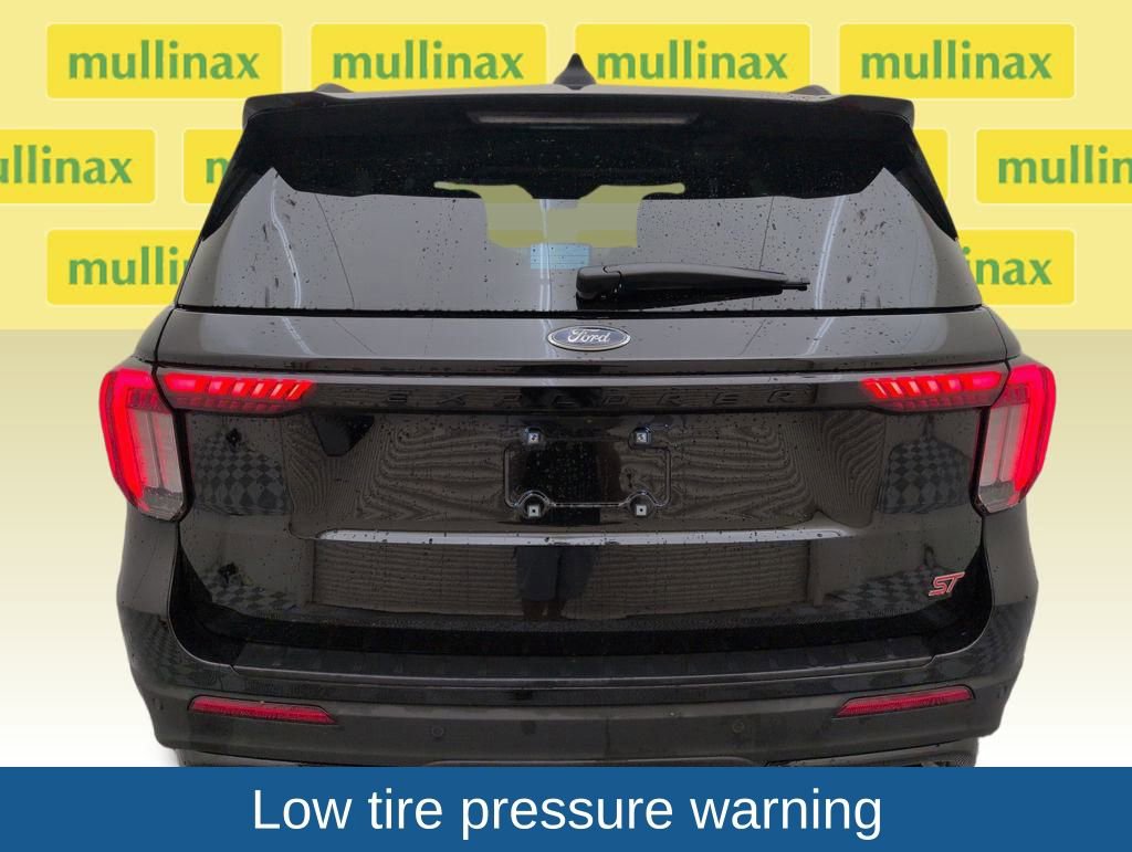 Certified 2025 Ford Explorer ST w/ Sun And Sound Package image 39