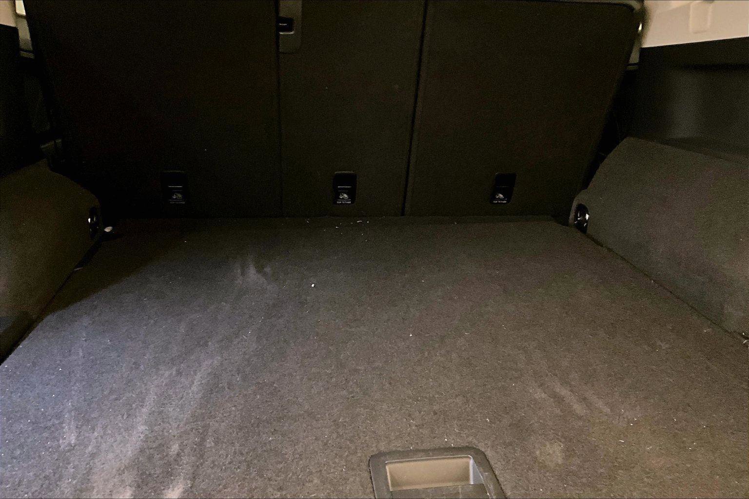 Used 2024 Volkswagen Tiguan SE image 33