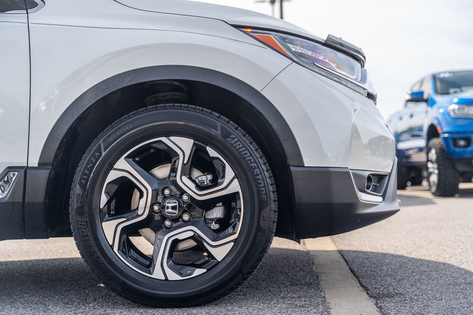 Used 2017 Honda CR-V Touring image 9