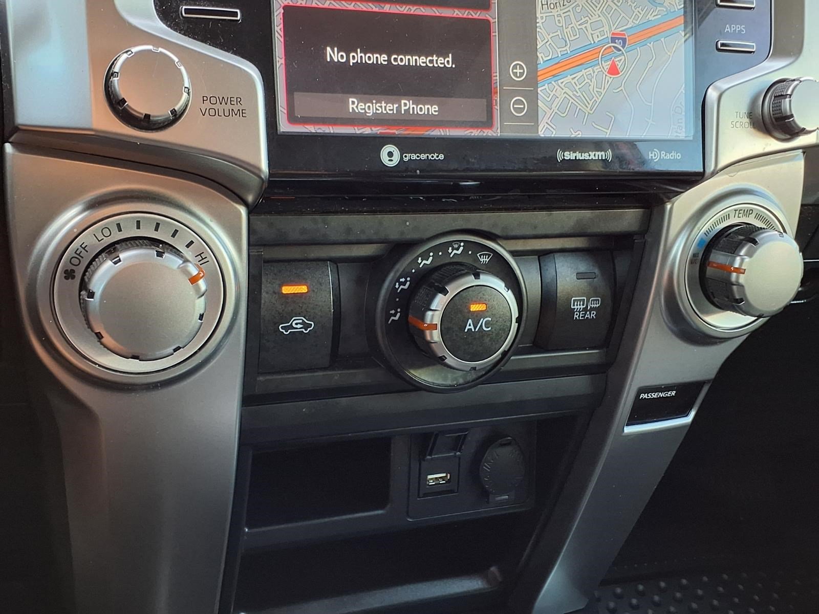Used 2022 Toyota 4Runner SR5 Premium w/ Moonroof Package AWD/4WD image 18