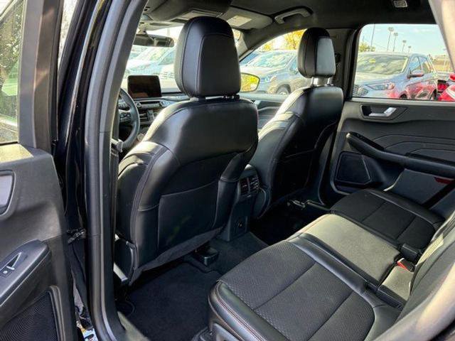 Certified 2024 Ford Escape ST-Line image 16